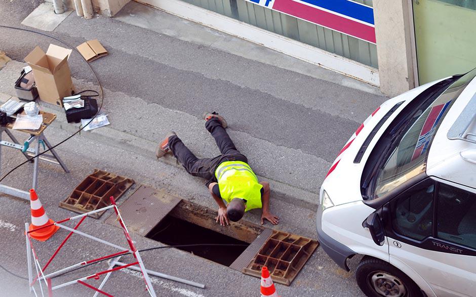  comment déboucher un évier Claye-Souilly